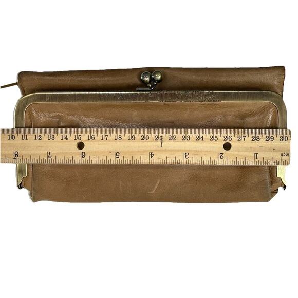 HOBO Rachel Continental Wallet Kiss Clasp Gold Hardware Tan Leather - Picture 13 of 13